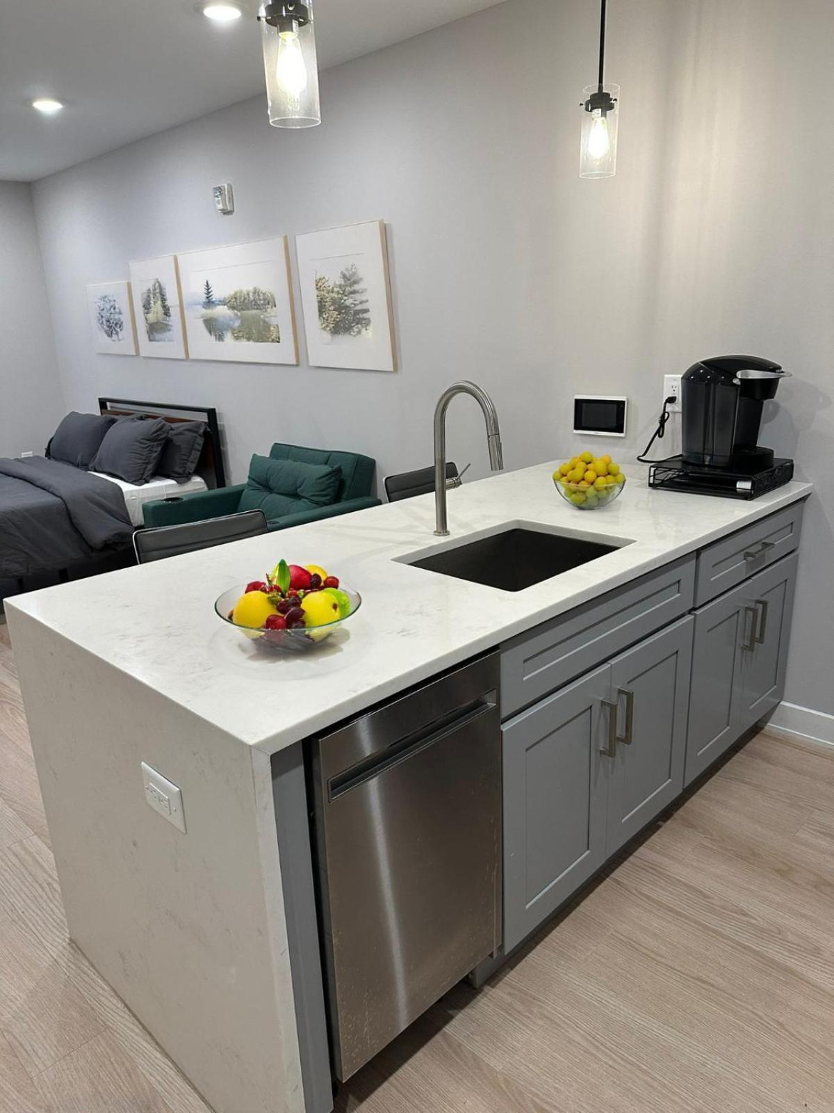 Luxury Stay For Nyc Visit Jersey City 7 Min Walk Nyc Train Station Exterior foto